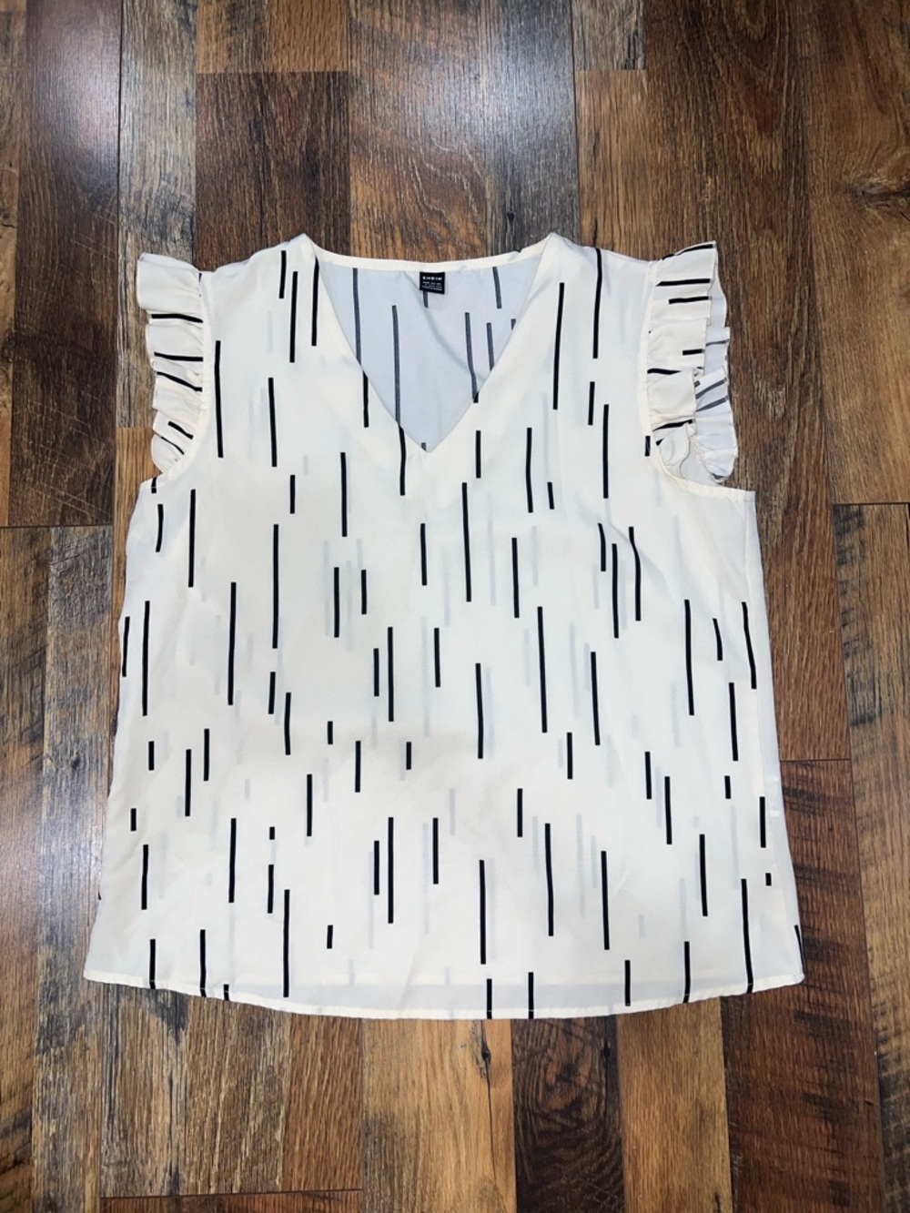 SHEIN Cream V-Neck Ruffle Sleeve Camisole with Black Linear Print